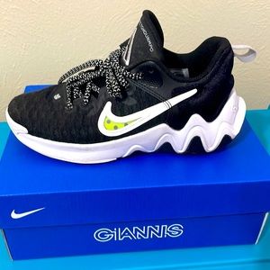 Girls Nike basketball shoes